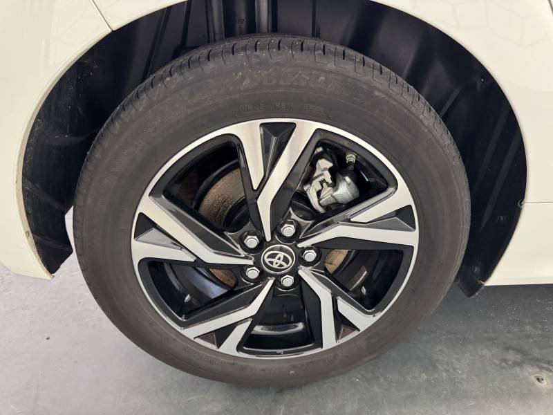 Toyota Yaris - Photo 11