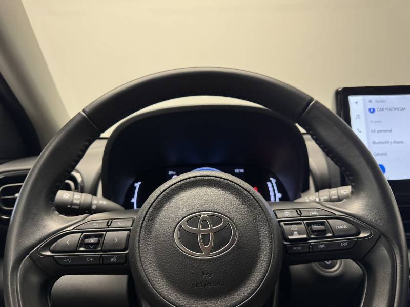 Toyota Yaris - Photo 18