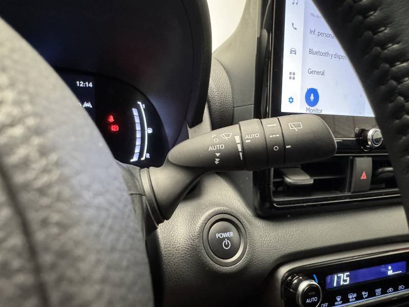 Toyota Yaris - Photo 22