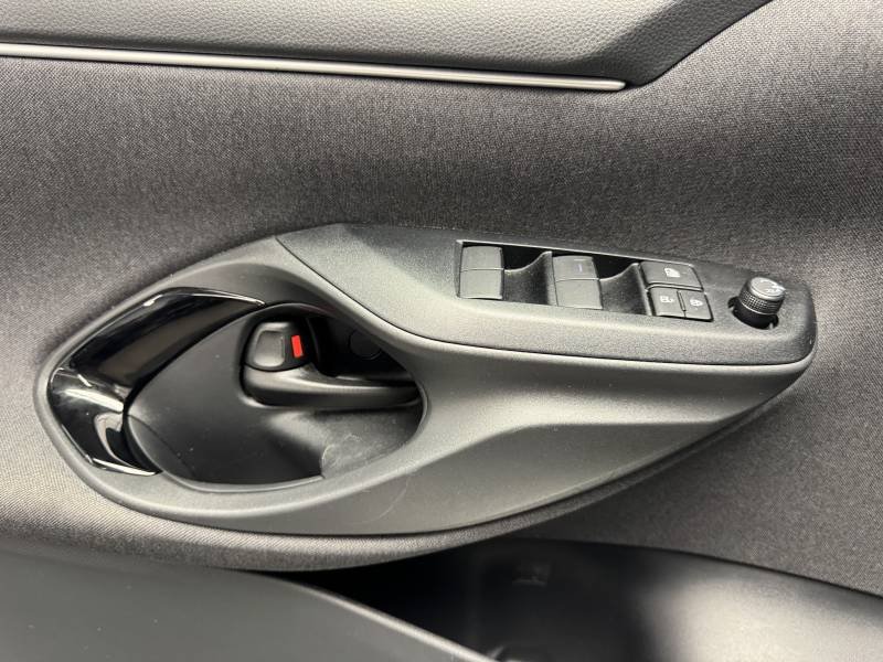 Toyota Yaris - Photo 28