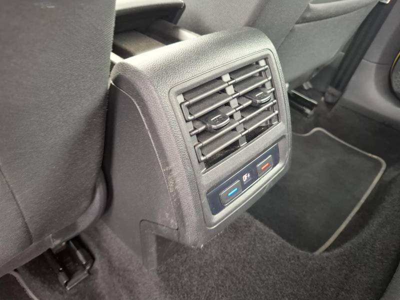 Volkswagen Golf - Photo 33