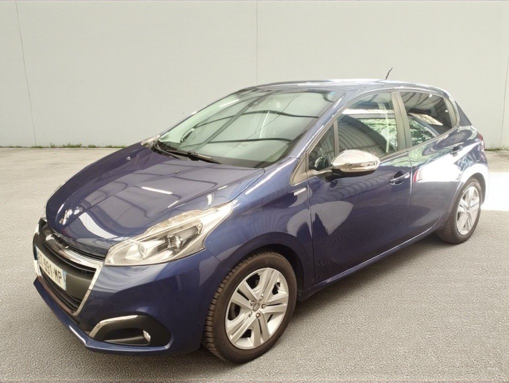 Peugeot 208 - Photo 6