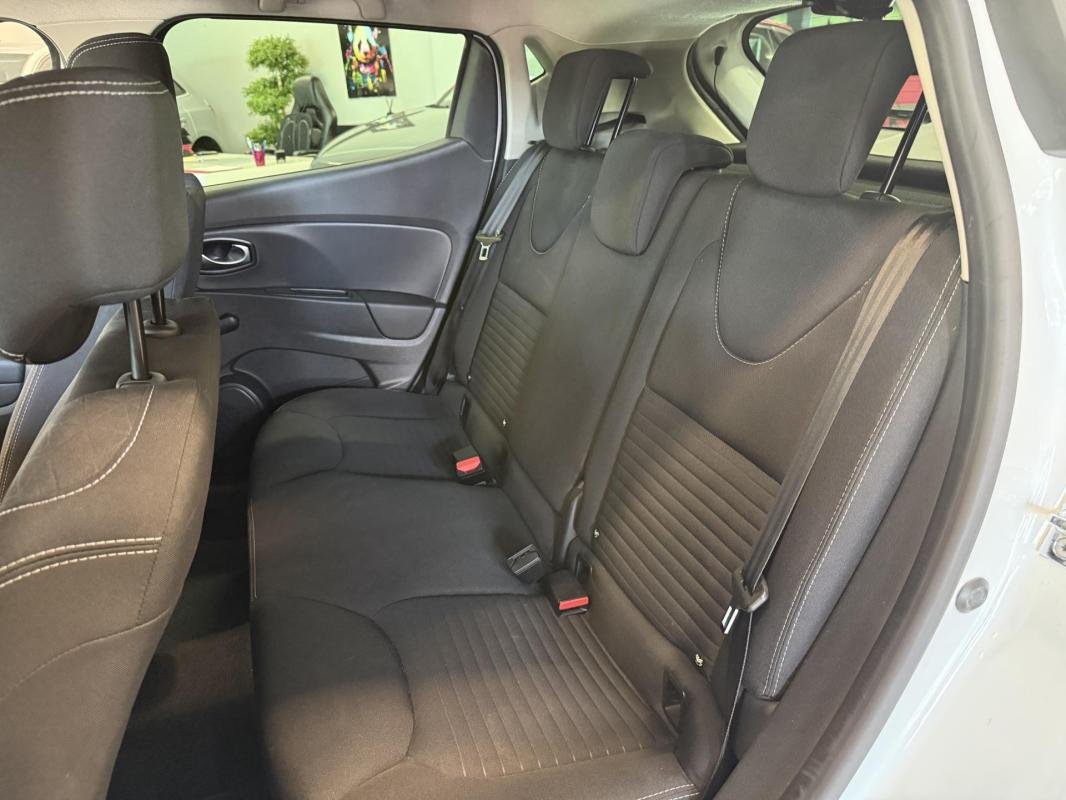 Renault Clio - Photo 12