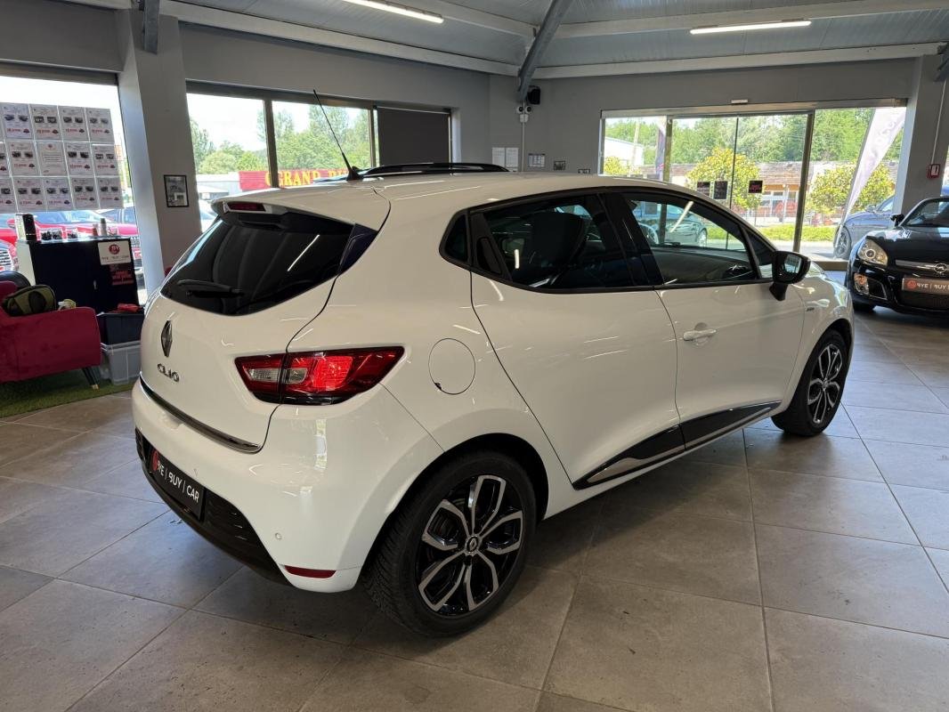 Renault Clio - Photo 3
