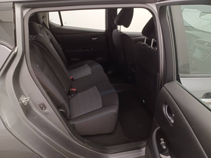 Nissan Leaf - Photo 15