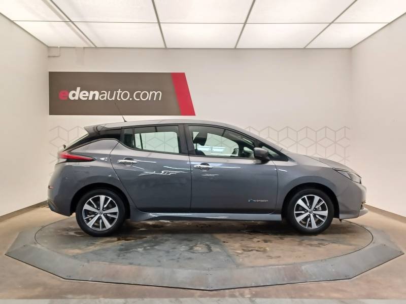 Nissan Leaf - Photo 3
