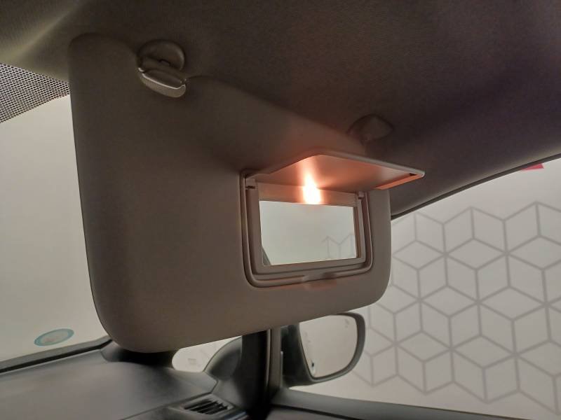 Nissan Leaf - Photo 38