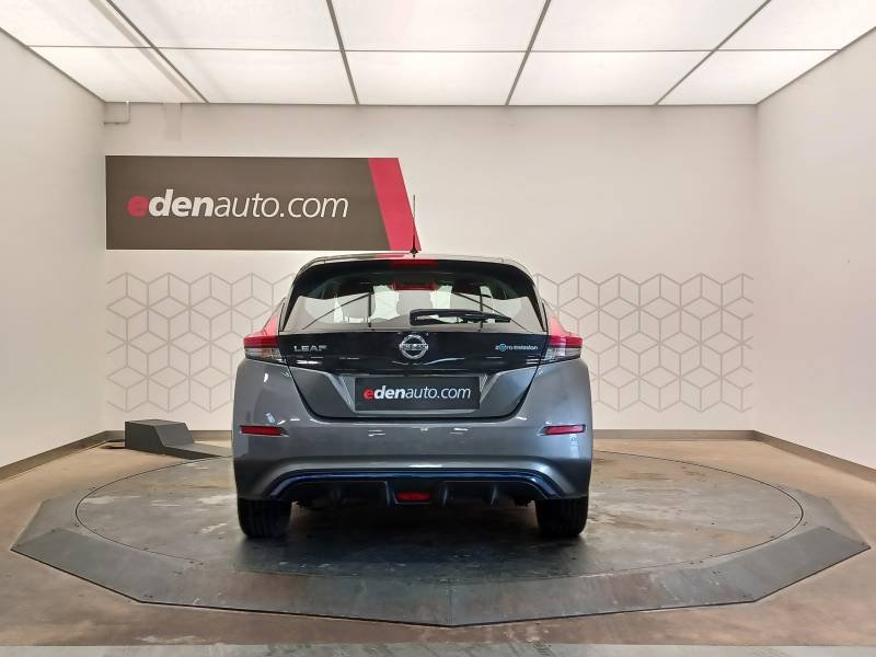Nissan Leaf - Photo 6