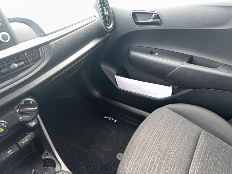 Kia Picanto - Photo 26