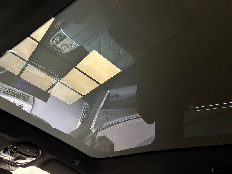 BMW ix - Photo 25