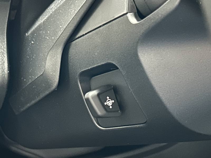 BMW ix - Photo 36