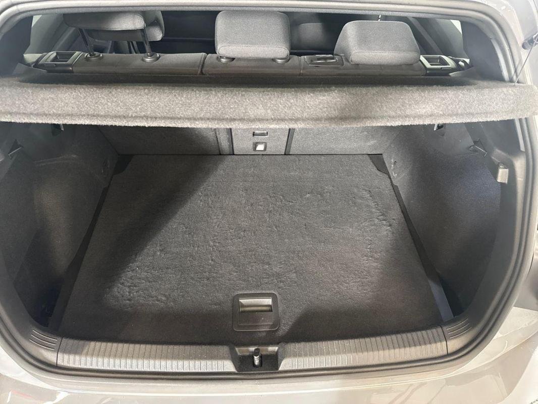 Volkswagen Golf - Photo 31