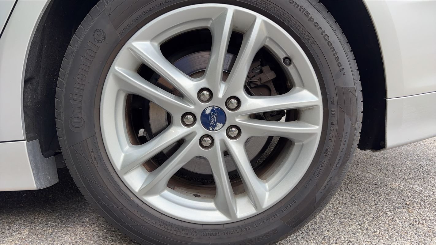 Ford Mondeo - Photo 19