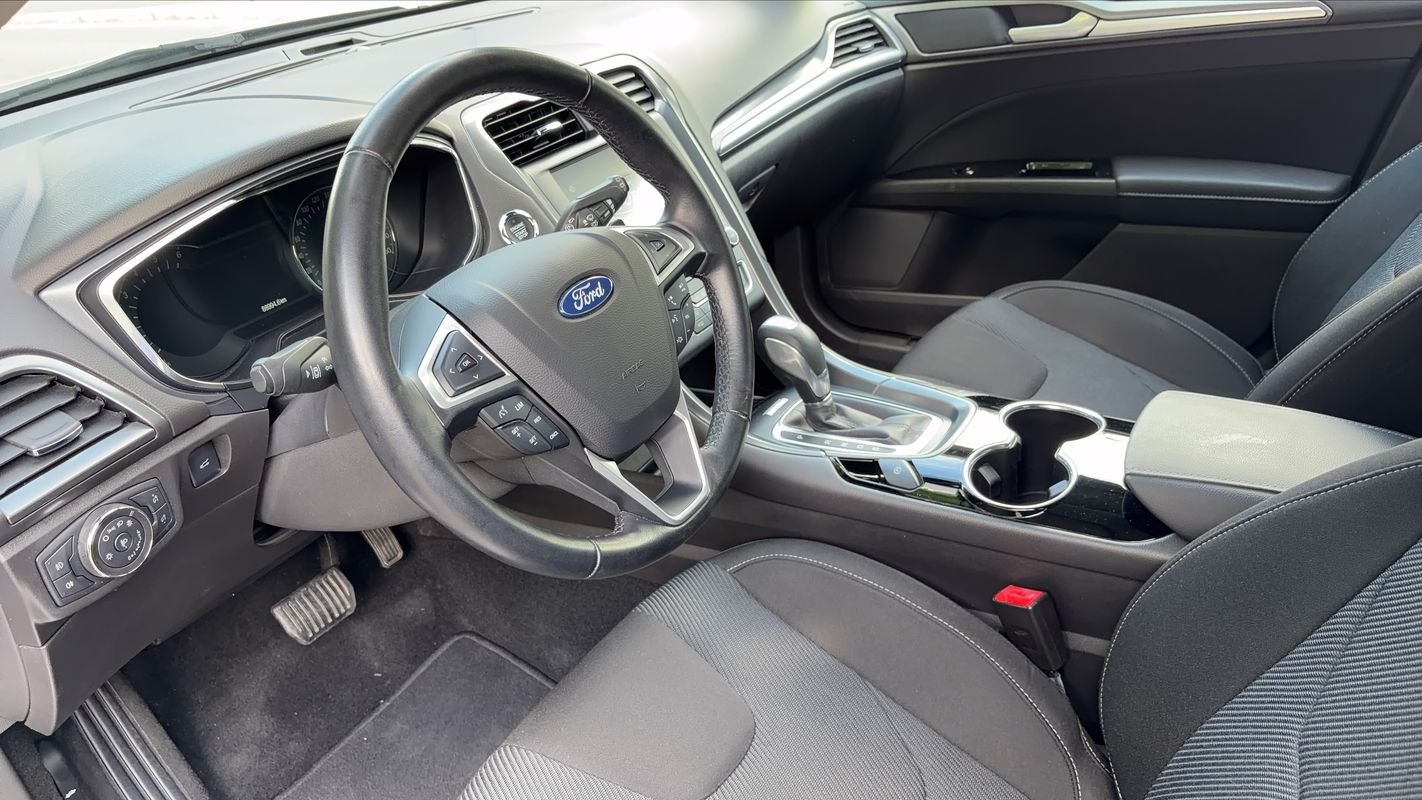 Ford Mondeo - Photo 8