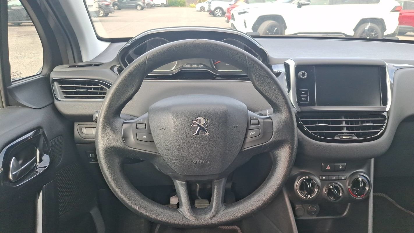 Peugeot 208 - Photo 23