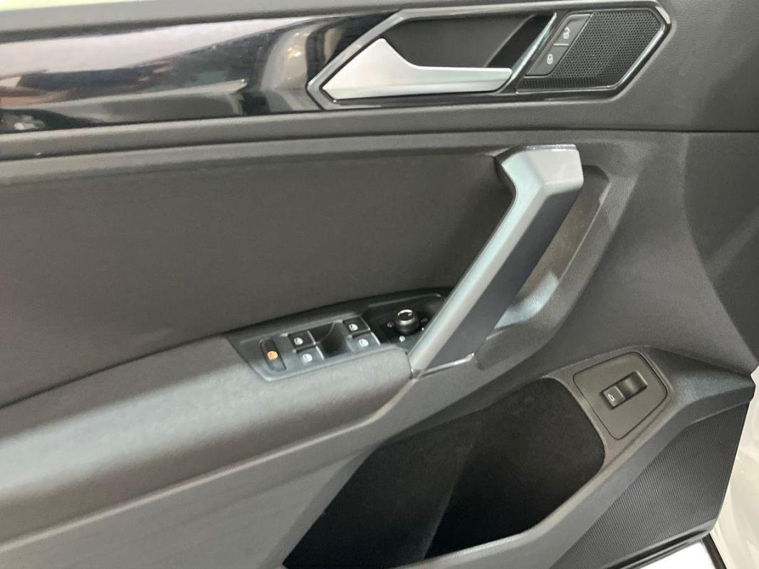 Volkswagen Tiguan - Photo 15