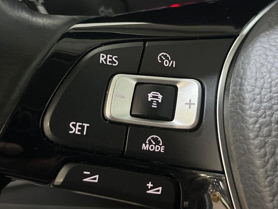 Volkswagen Tiguan - Photo 21