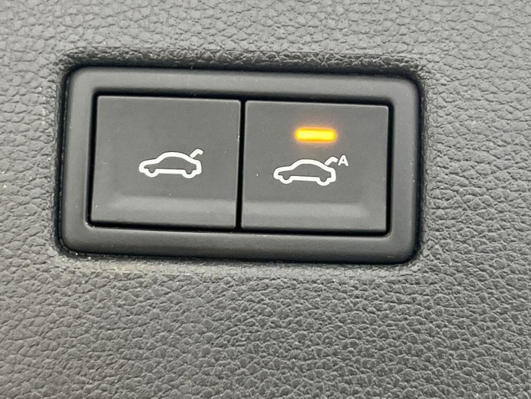 Volkswagen Tiguan - Photo 35