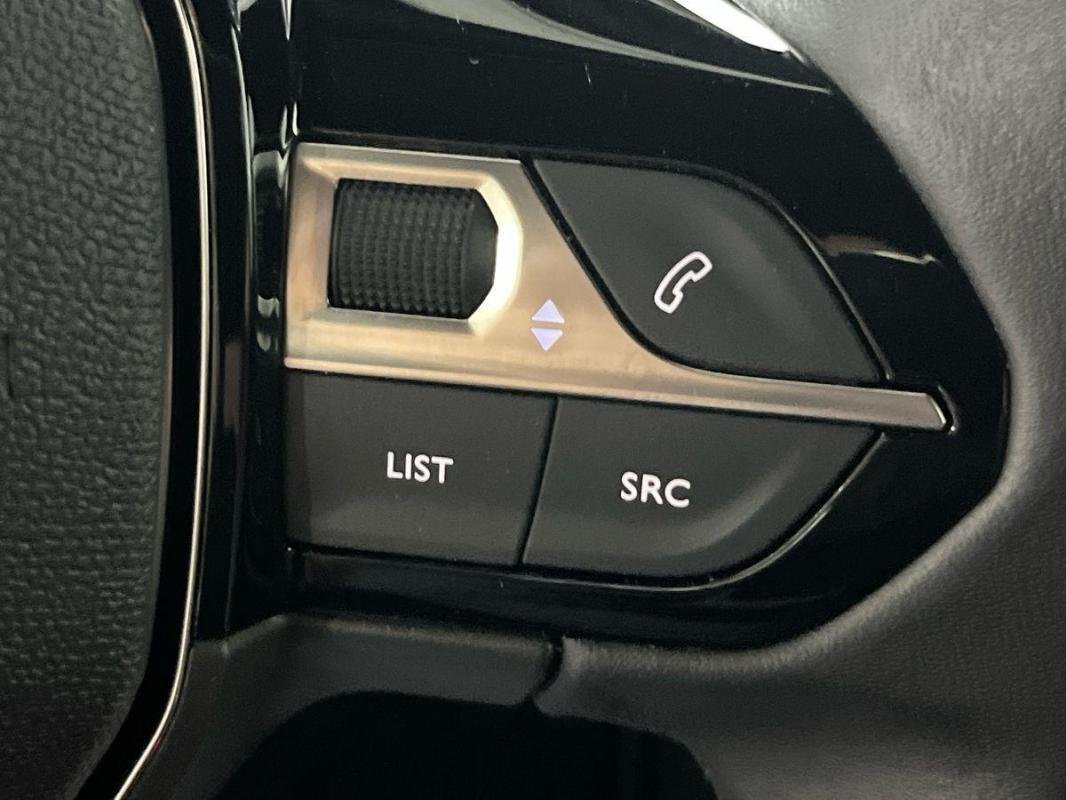 Peugeot 2008 - Photo 18
