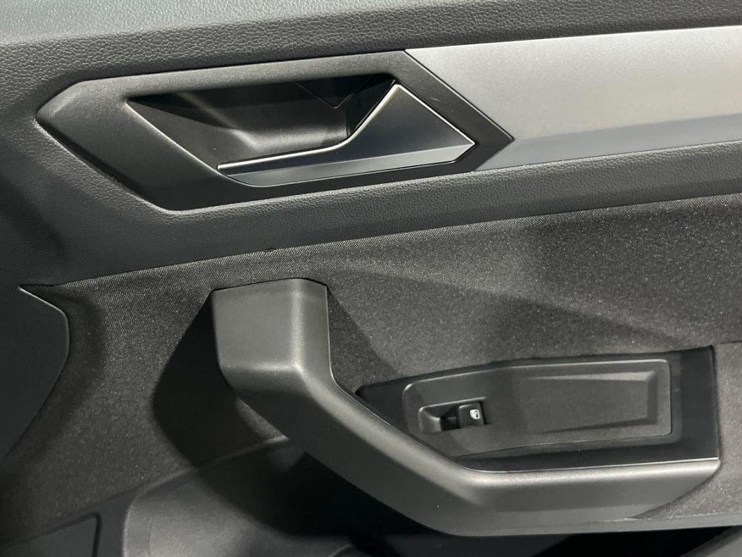 Volkswagen T-Roc - Photo 15