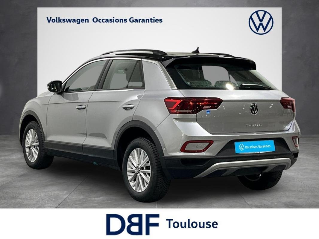 Volkswagen T-Roc - Photo 3