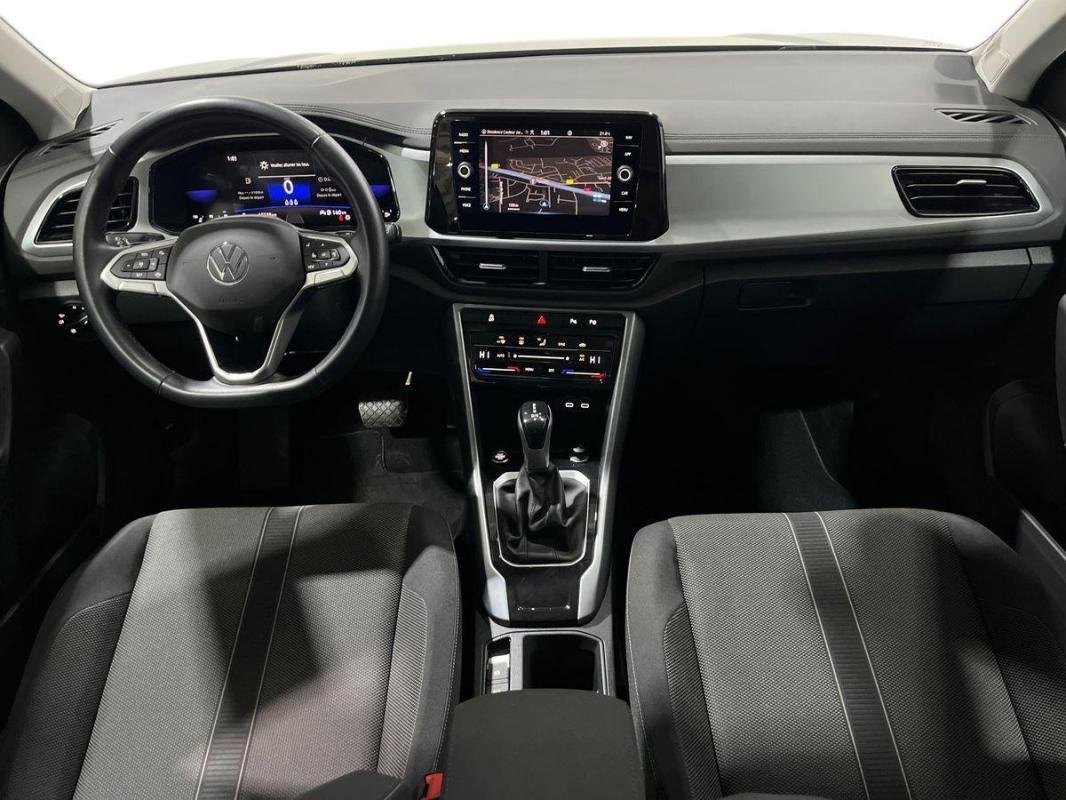 Volkswagen T-Roc - Photo 8