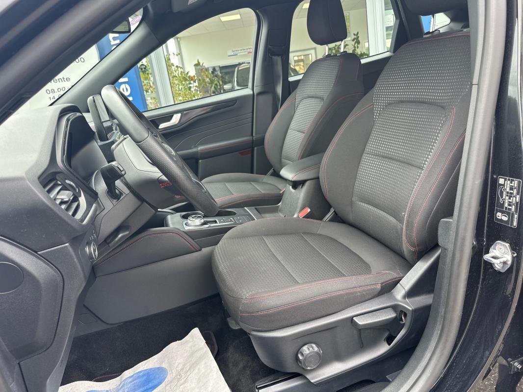 Ford Kuga - Photo 16