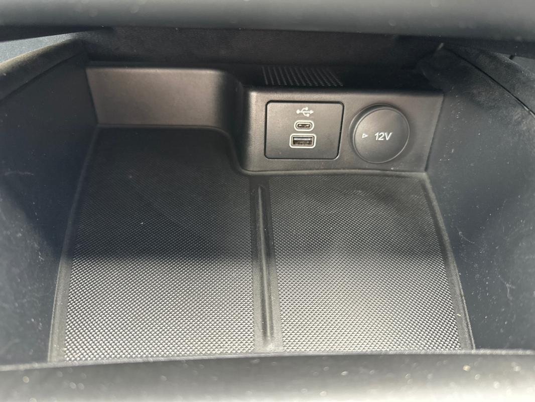 Ford Kuga - Photo 29