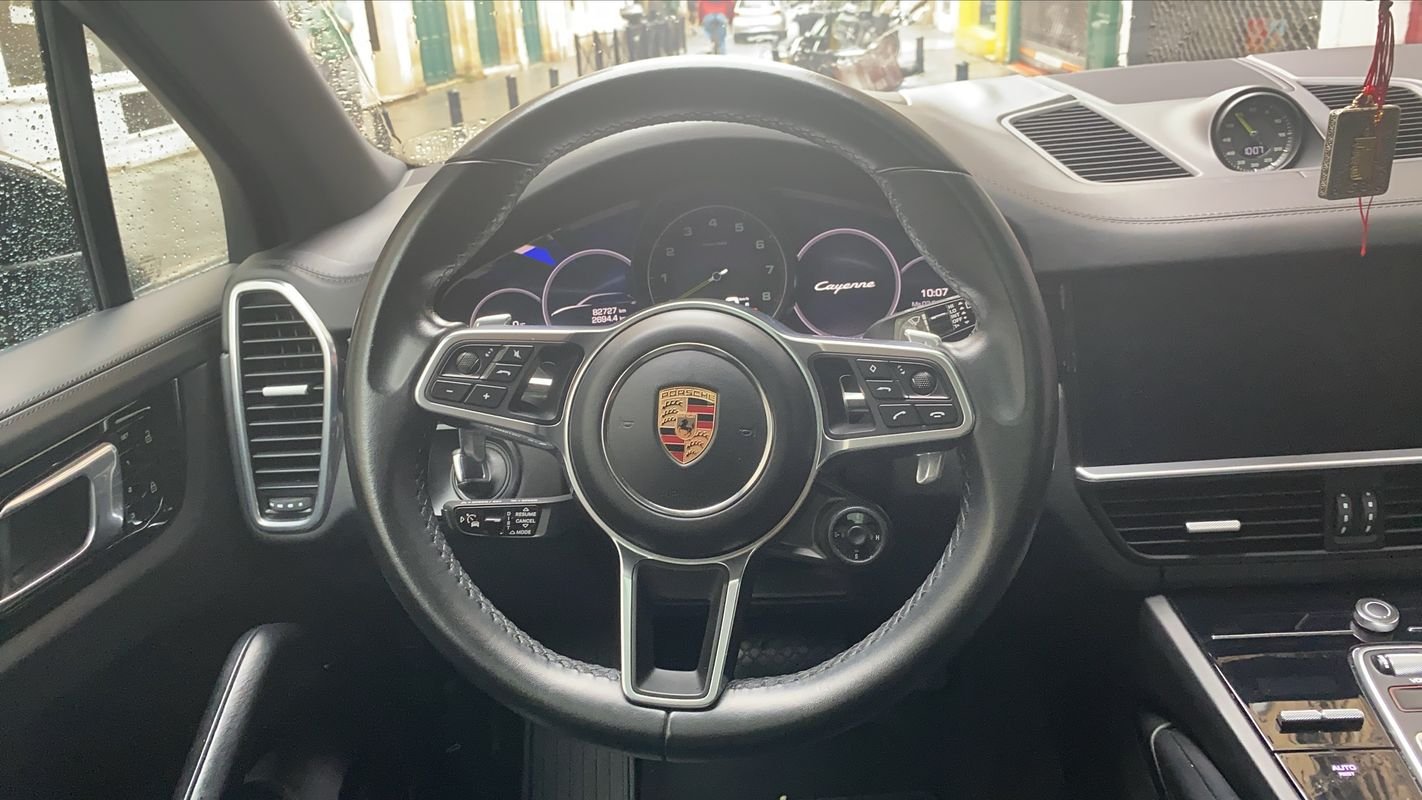 Porsche Cayenne - Photo 24