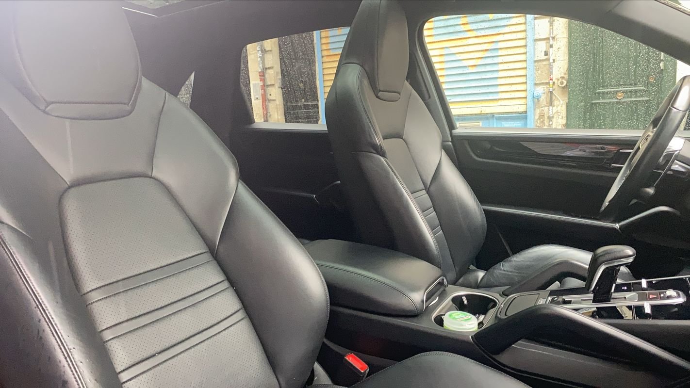 Porsche Cayenne - Photo 27