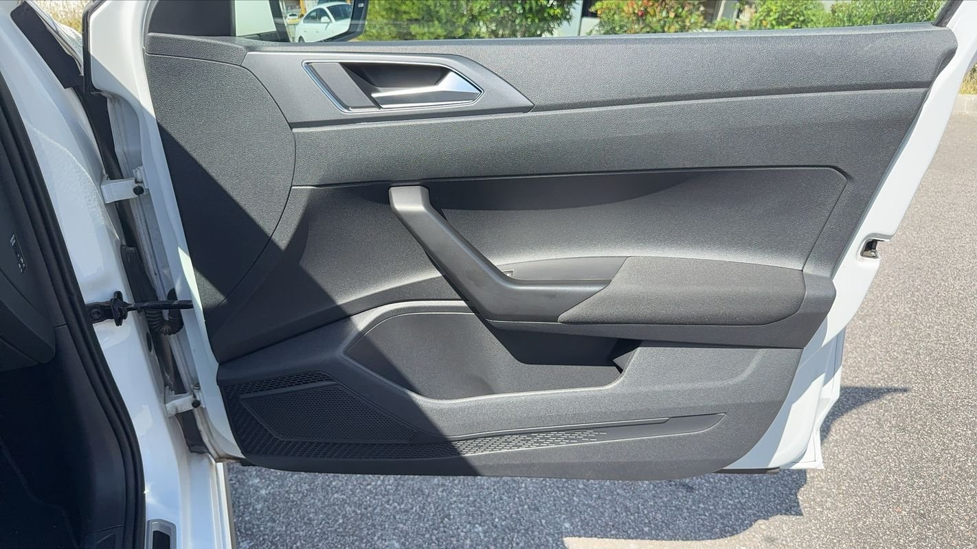 Volkswagen Polo - Photo 23