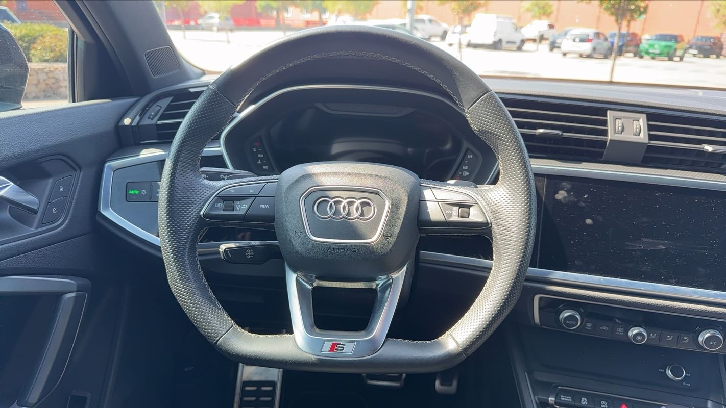 Audi Q3 Sportback - Photo 23