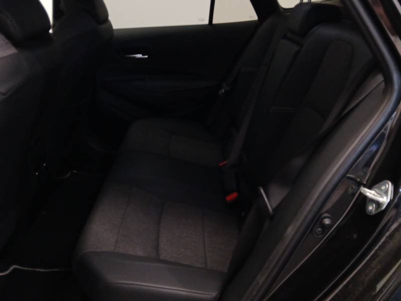 Toyota Corolla - Photo 13