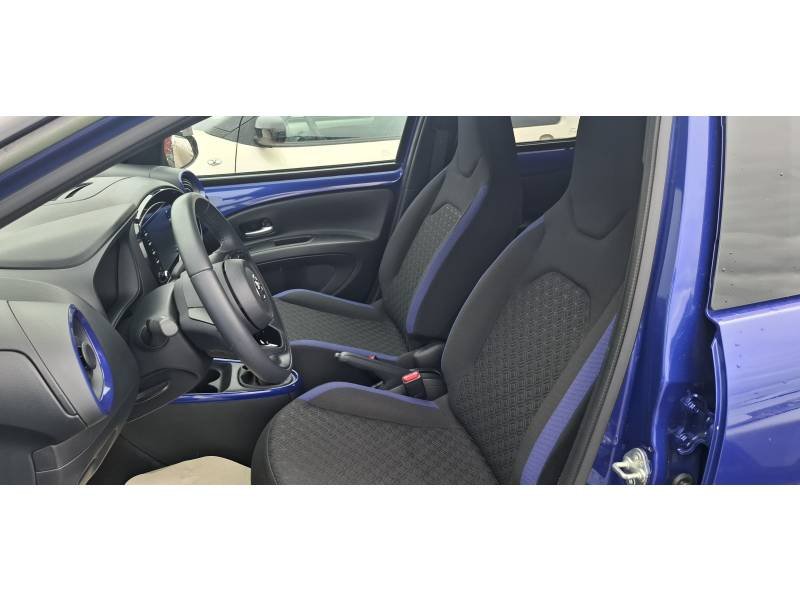 Toyota aygo x - Photo 9