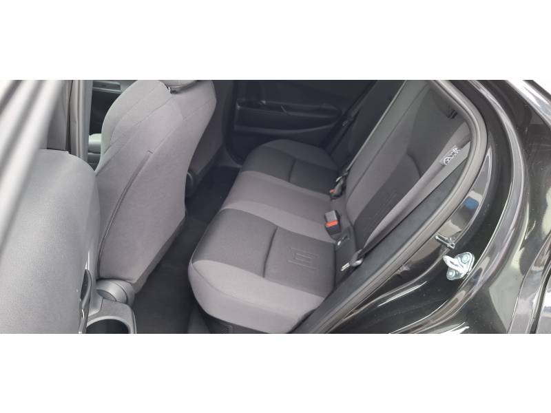 Toyota C-HR - Photo 12