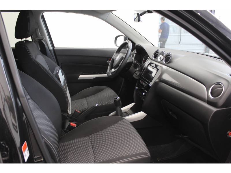 Suzuki Vitara - Photo 14