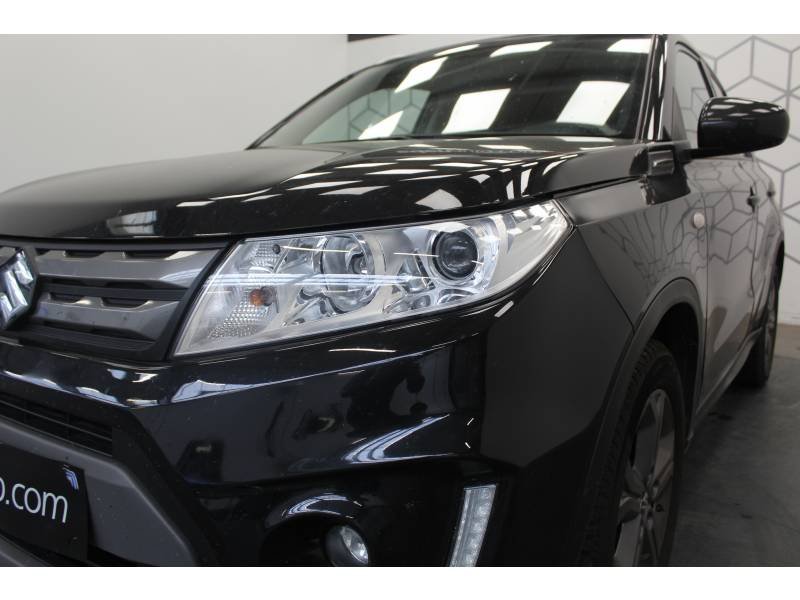 Suzuki Vitara - Photo 15