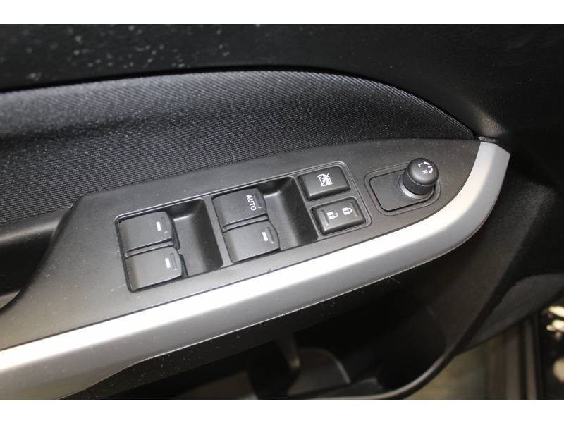 Suzuki Vitara - Photo 18