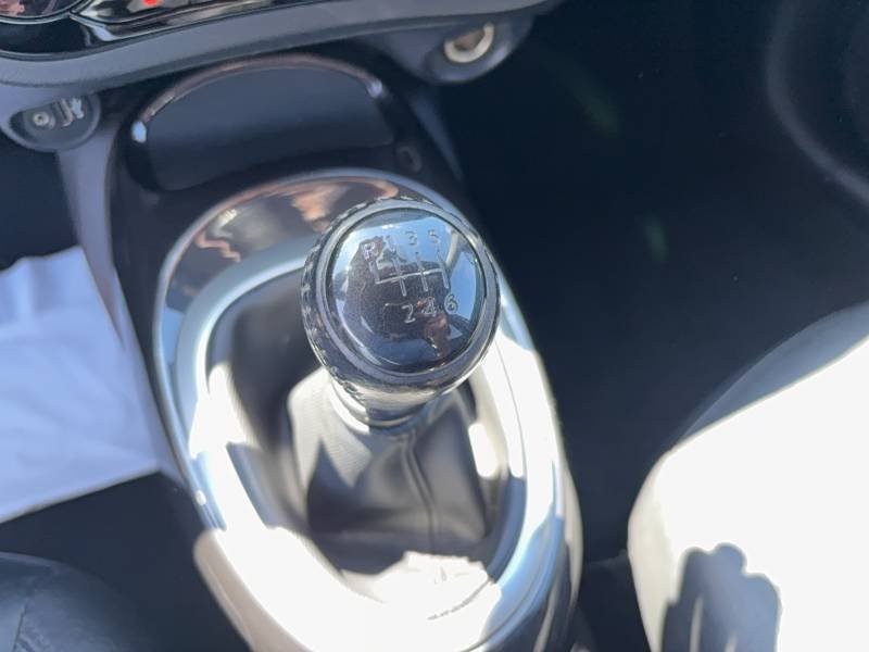 Nissan Juke - Photo 12