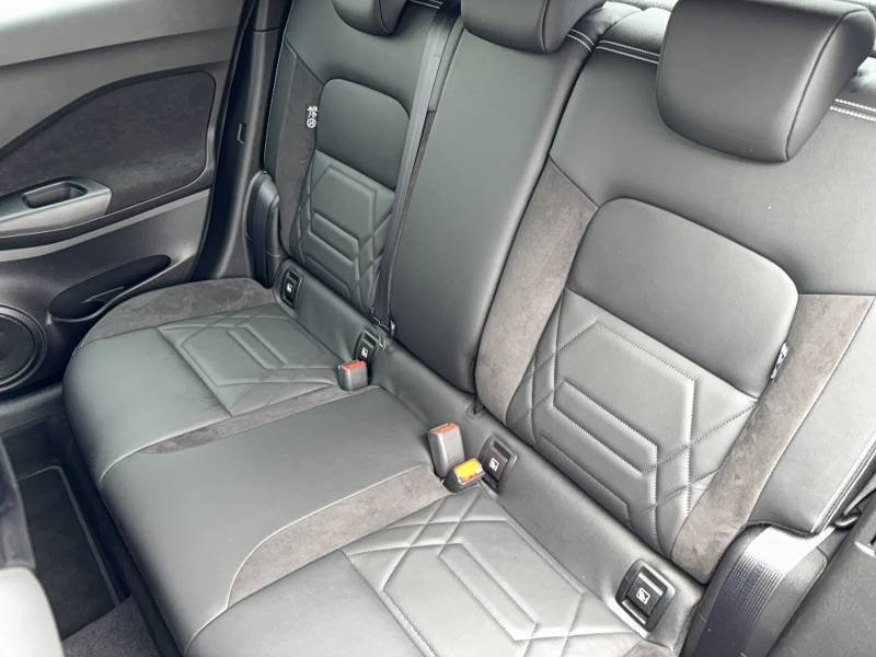 Nissan Juke - Photo 21