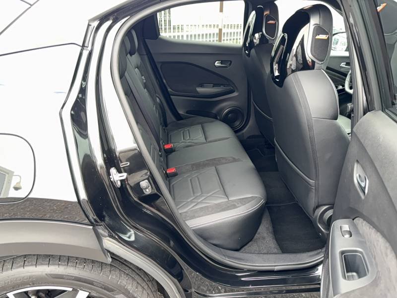 Nissan Juke - Photo 30