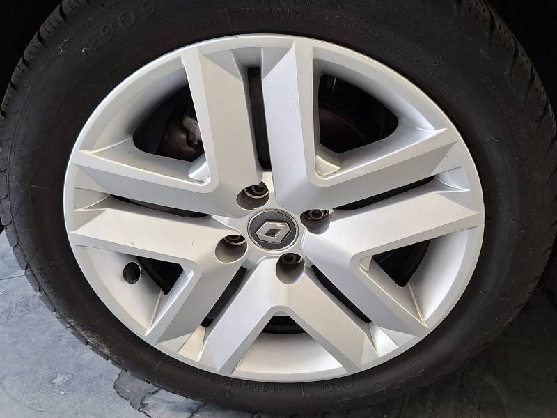 Renault Clio - Photo 15