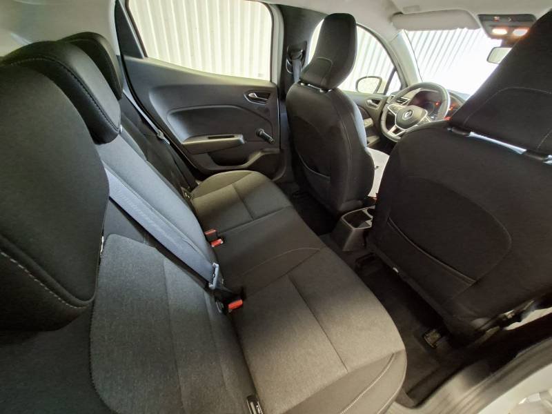 Renault Clio - Photo 27