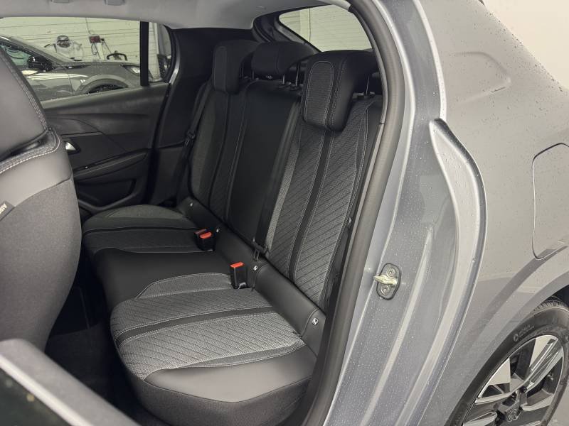 Peugeot 208 - Photo 14