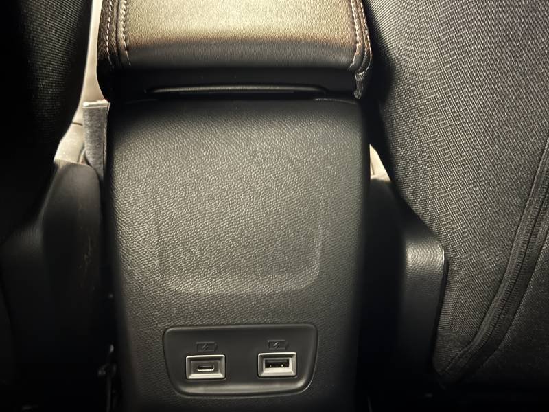 Peugeot 208 - Photo 18