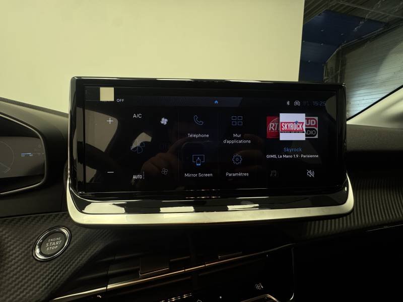 Peugeot 208 - Photo 21