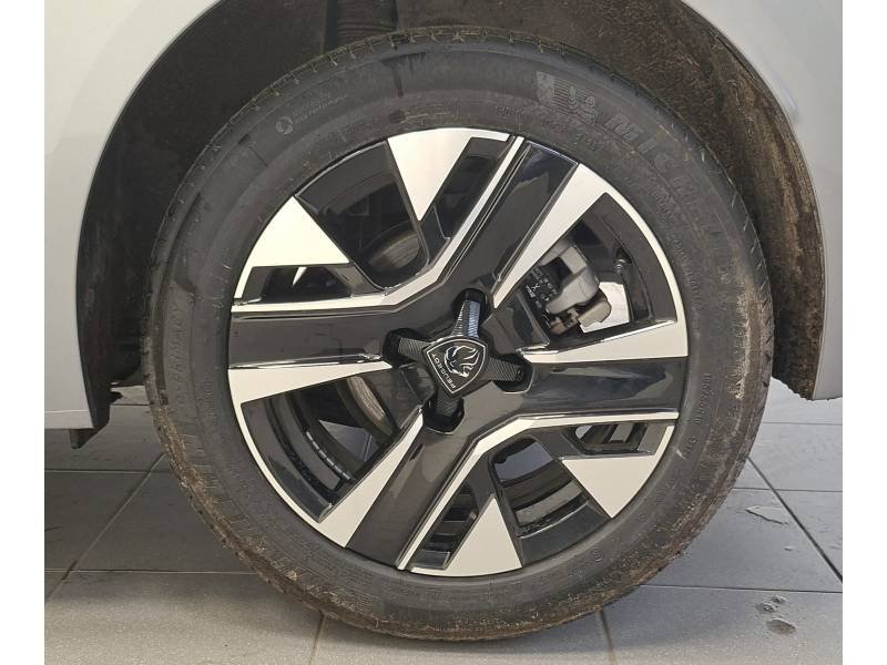 Peugeot 208 - Photo 12