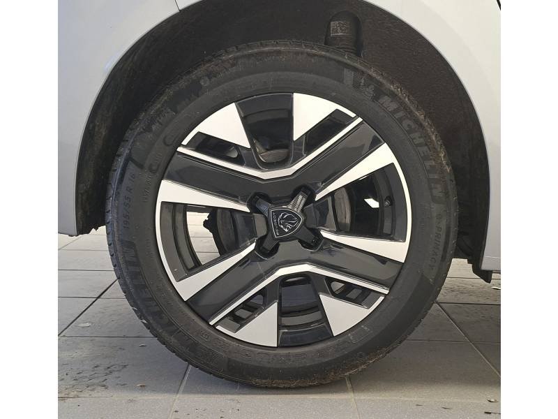 Peugeot 208 - Photo 18