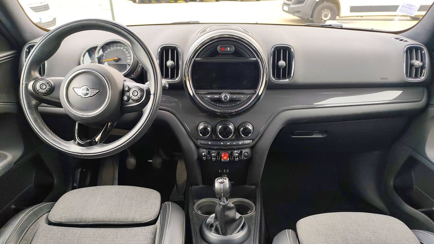 Mini Countryman - Photo 11
