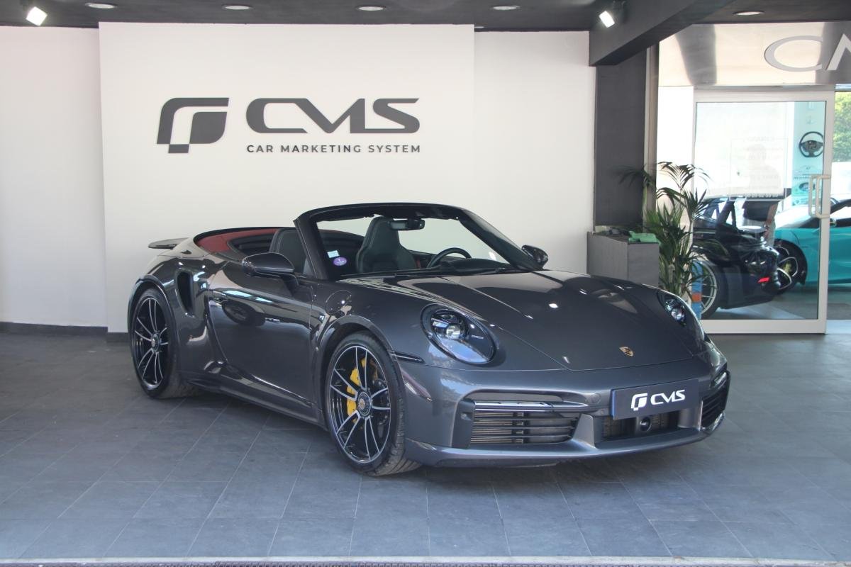 Porsche 911 - Photo 1
